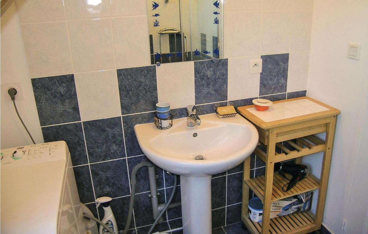 Amazing Apartment In Roz-Landrieux With Kitchen Εξωτερικό φωτογραφία